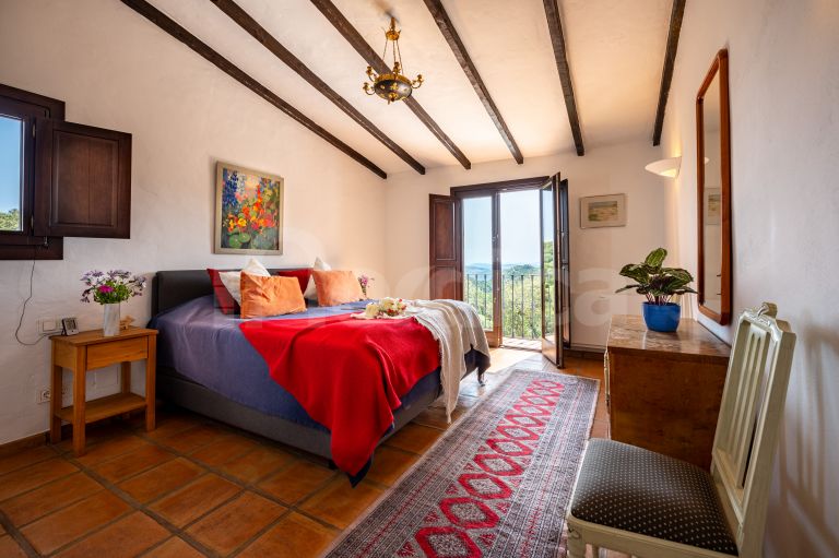 Finca for sale in Casares Montaña