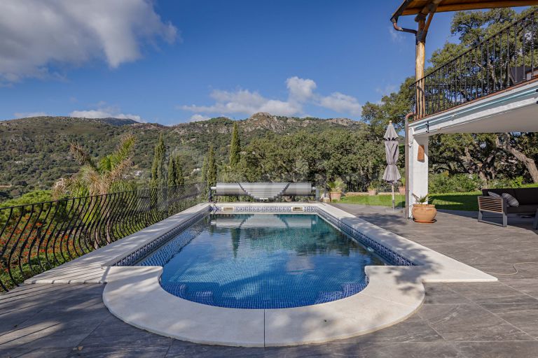 Finca for sale in Casares Montaña