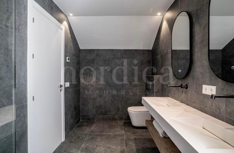 Duplex Penthouse for sale in Los Pinos de Aloha