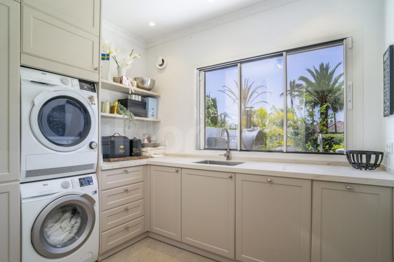 Town House for sale in Alcores del Golf