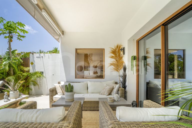 Town House for sale in Alcores del Golf