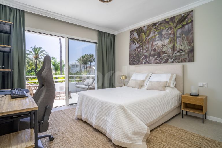 Town House for sale in Alcores del Golf