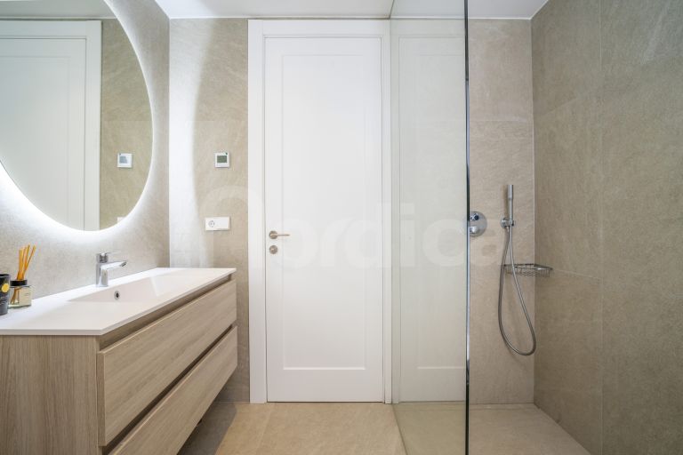 Town House for sale in Alcores del Golf