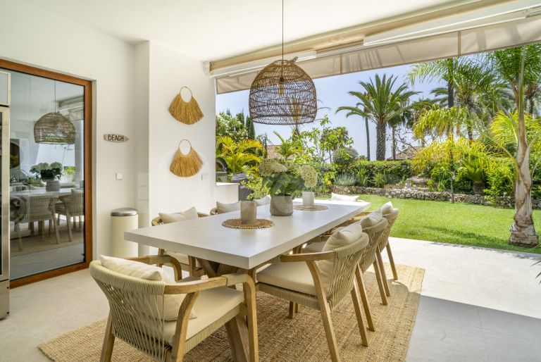 Town House for sale in Alcores del Golf