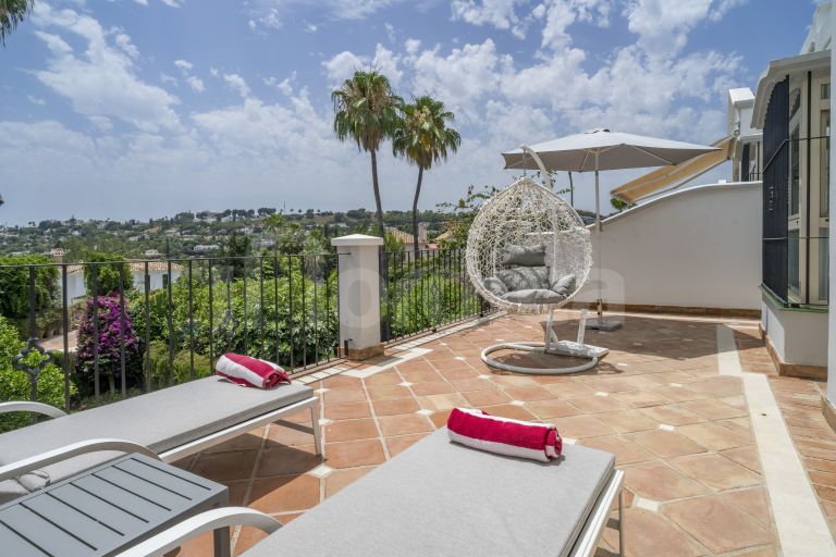 Adosado en venta en Aloha Real