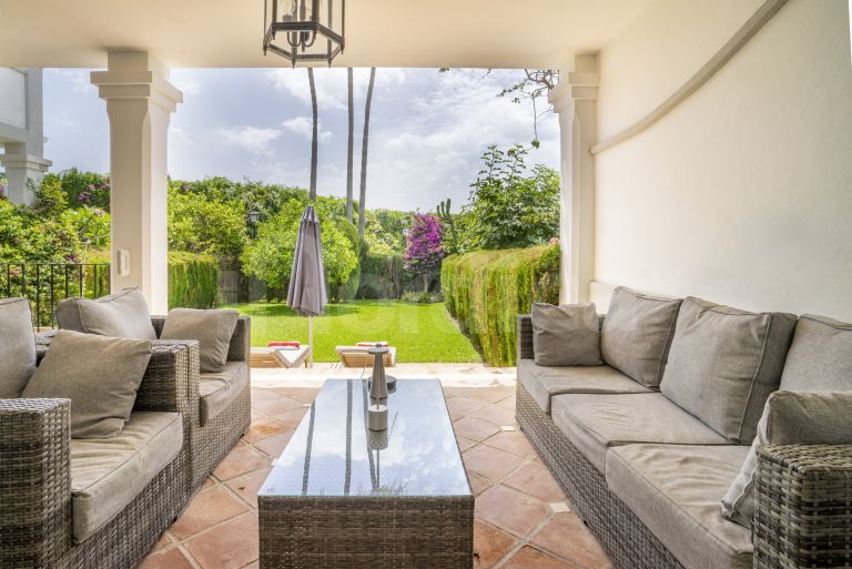 Adosado en venta en Aloha Real