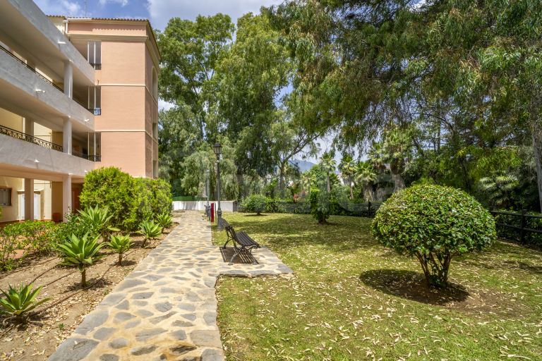 Apartment for sale in River Garden