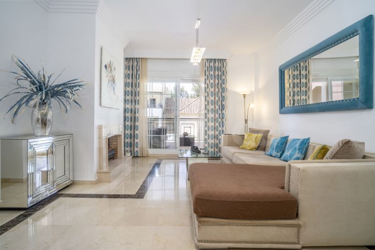 Apartment for sale in River Garden