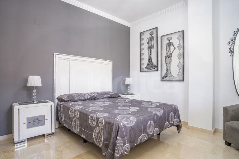 Apartment for sale in River Garden