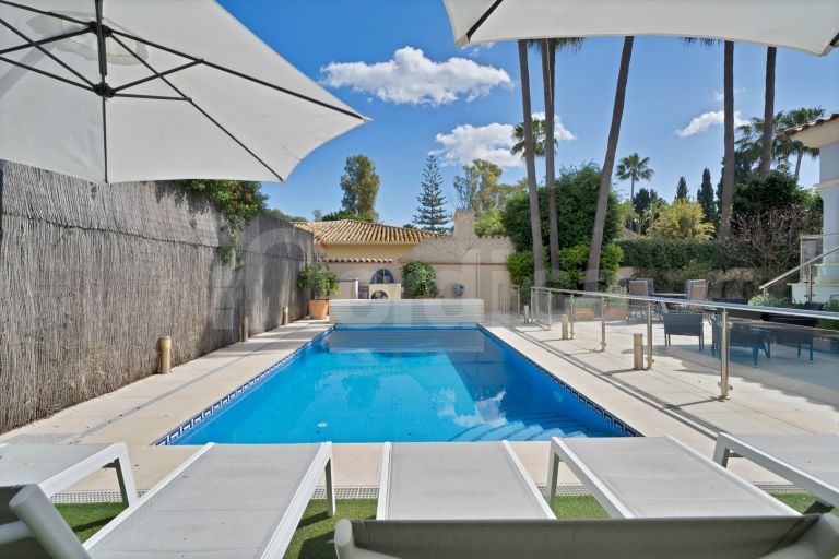 Villa for sale in Lorea Playa