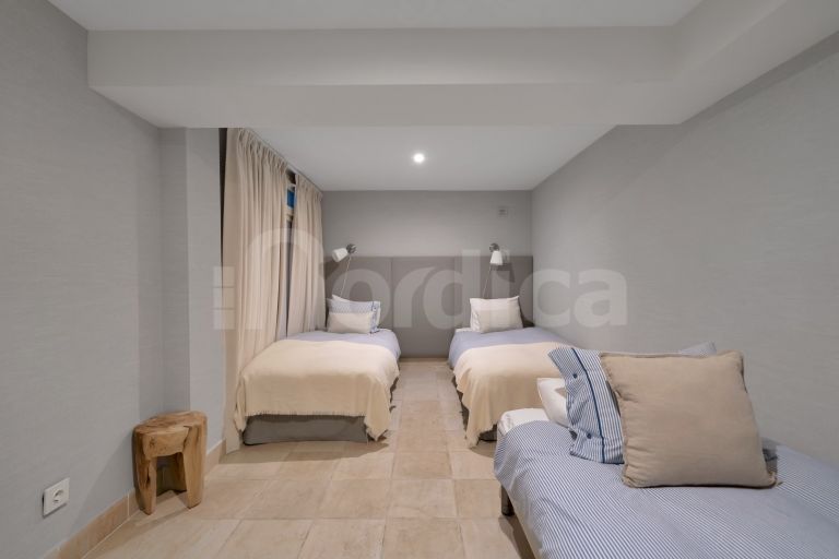 Villa for sale in Lorea Playa