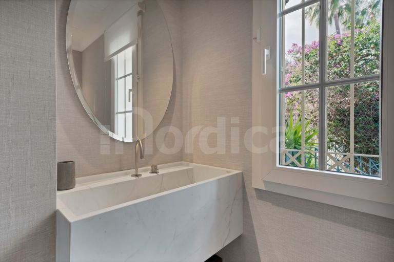 Villa for sale in Lorea Playa