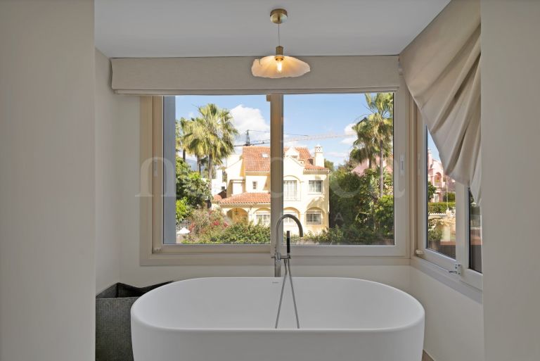 Villa en venta en Lorea Playa