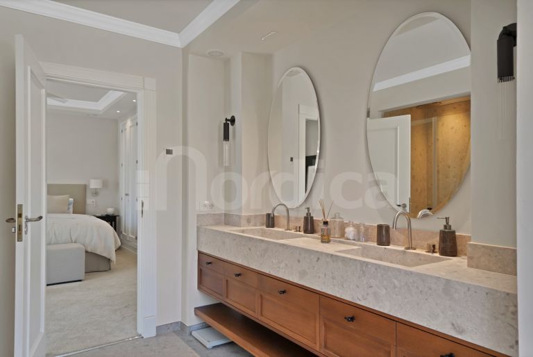 Villa for sale in Lorea Playa