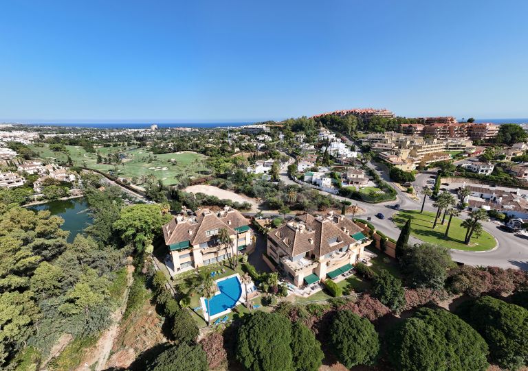 Stunning Duplex Penthouse for Sale in Lorcrigolf – Panoramic Golf & Mountain Views!