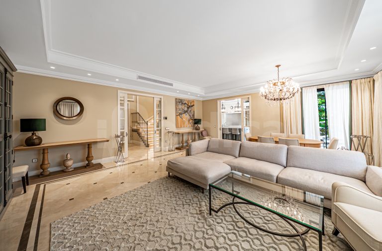 Villa zu verkaufen in Los Flamingos