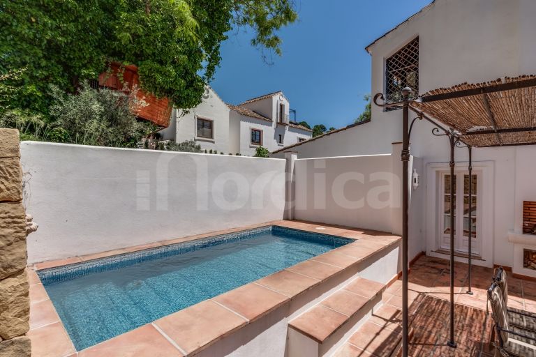 Markplanslägenhet till salu i La Zagaleta