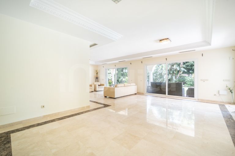 Villa for sale in Paraiso Barronal