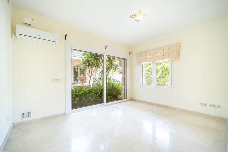 Villa for sale in Paraiso Barronal