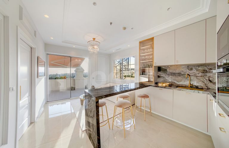 Penthaus zu verkaufen in Guadalpin Suites