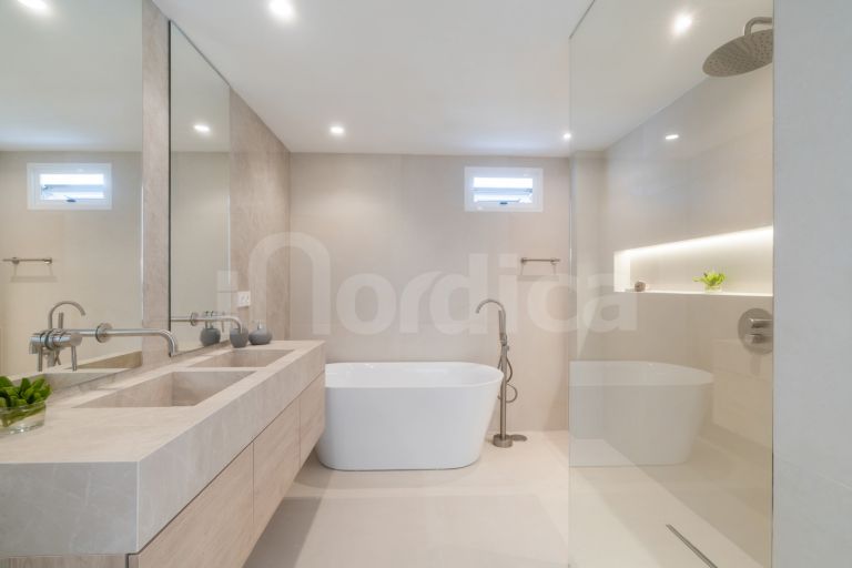 Duplex Penthouse a vendre à San Pedro Playa