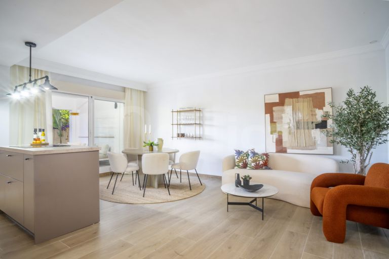 Ground Floor Apartment for sale in La Dama de Noche