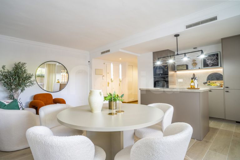 Ground Floor Apartment for sale in La Dama de Noche