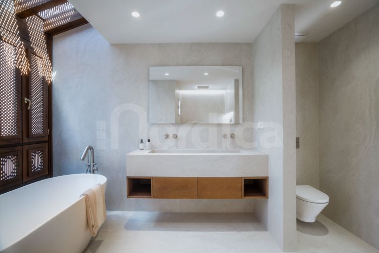 Duplex Penthouse for sale in Alminar de Marbella