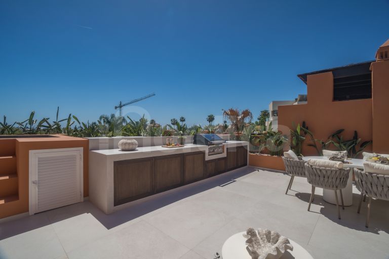 Duplex Penthouse for sale in Alminar de Marbella