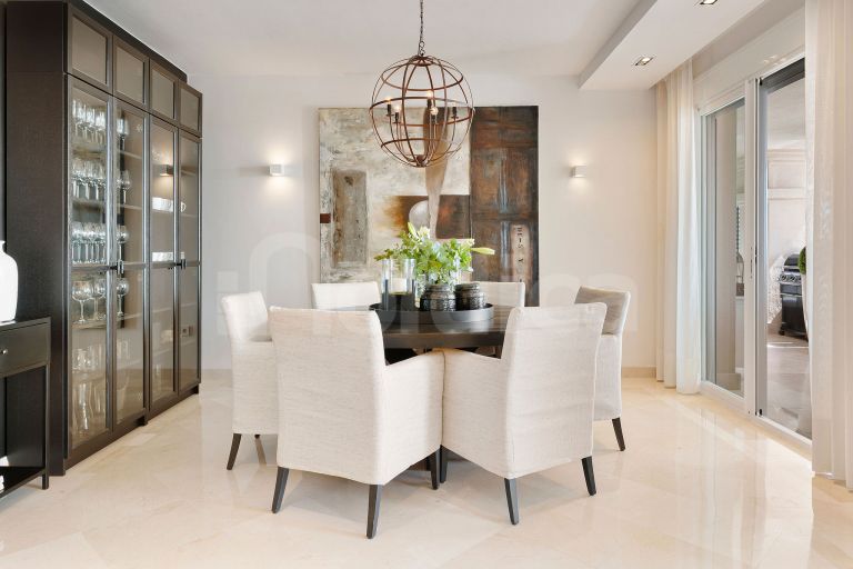 Apartment for sale in Albatross Hill