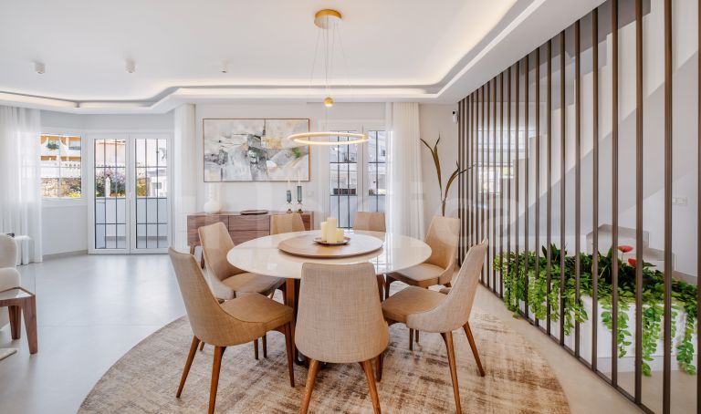 Duplex Penthouse for sale in Las Lolas