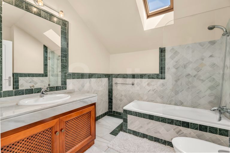 Duplex Penthouse for sale in Lomas del Rey