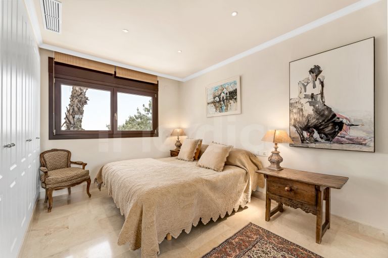 Duplex Penthouse for sale in Lomas del Rey