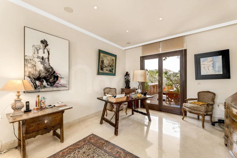 Duplex Penthouse for sale in Lomas del Rey