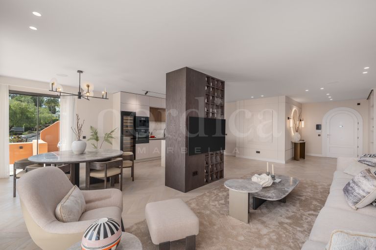 Ground Floor Apartment for sale in Les Belvederes