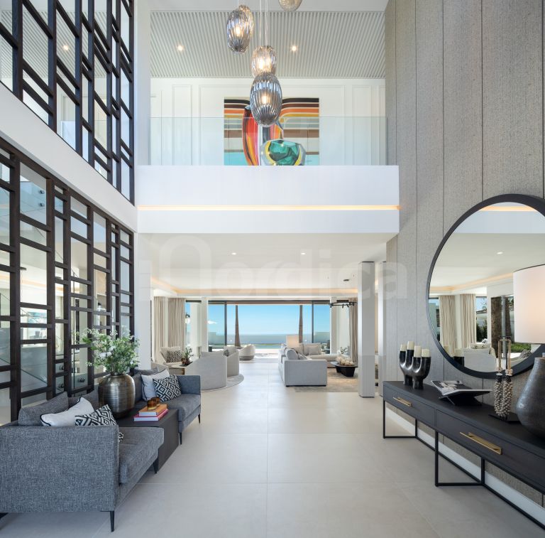 Villa for sale in Monte Halcones