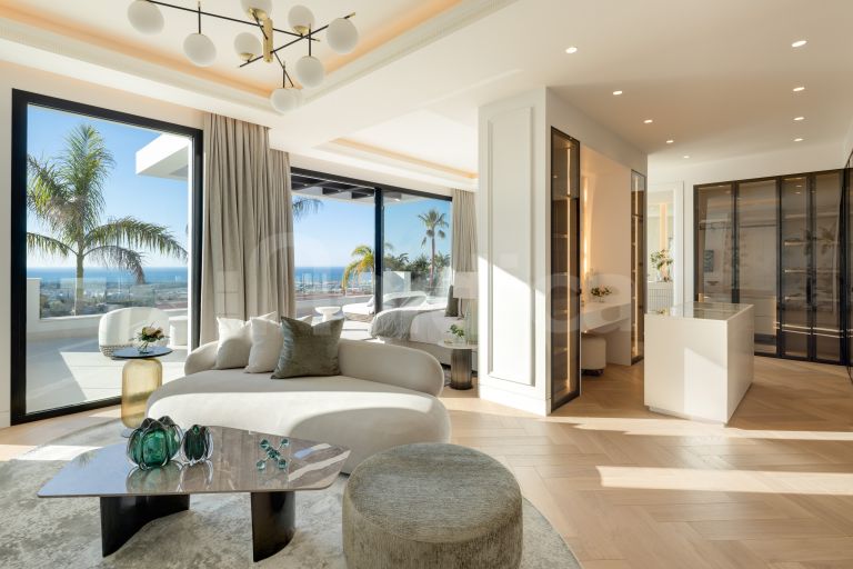 Villa for sale in Monte Halcones