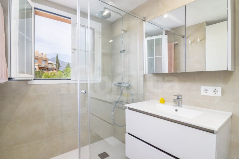 Duplex Penthouse a vendre à Andalucia Alta