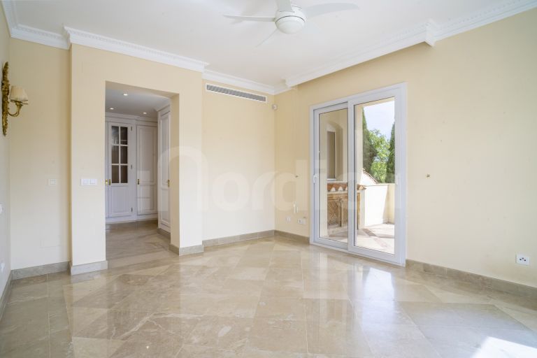 Duplex Penthouse for sale in Las Alamandas