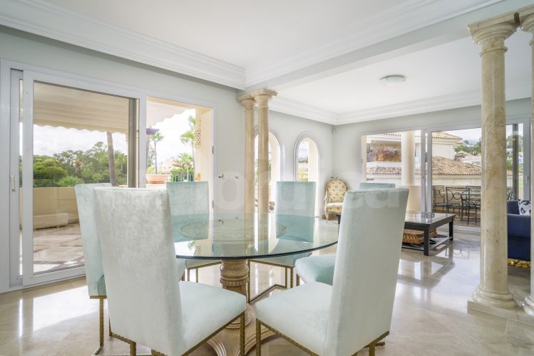 Duplex Penthouse for sale in Las Alamandas