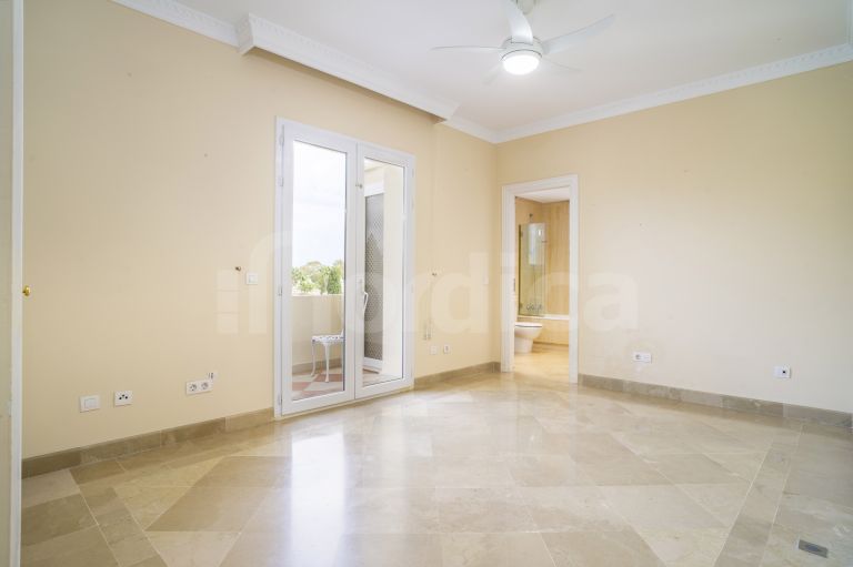 Duplex Penthouse for sale in Las Alamandas