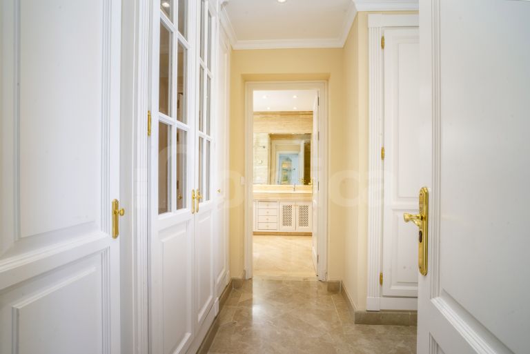 Duplex Penthouse for sale in Las Alamandas