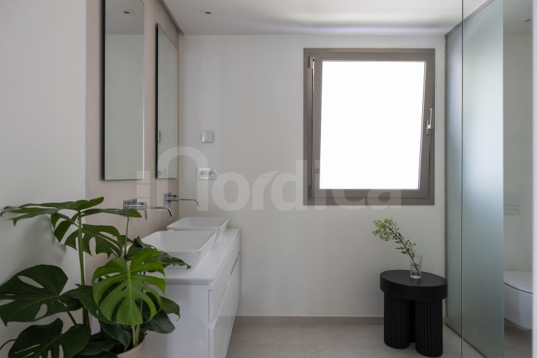 Duplex Penthouse for sale in 9 Lions Residences