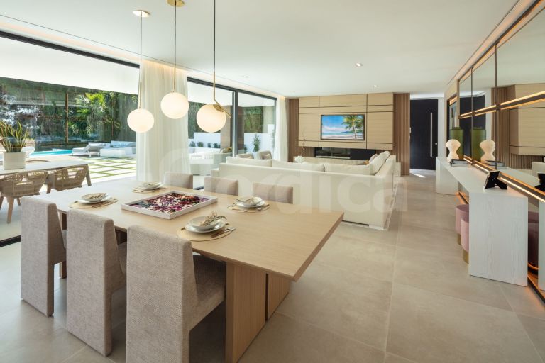 Villa zu verkaufen in Las Brisas