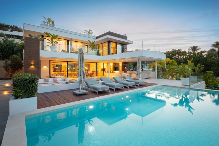 Villa zu verkaufen in Las Brisas