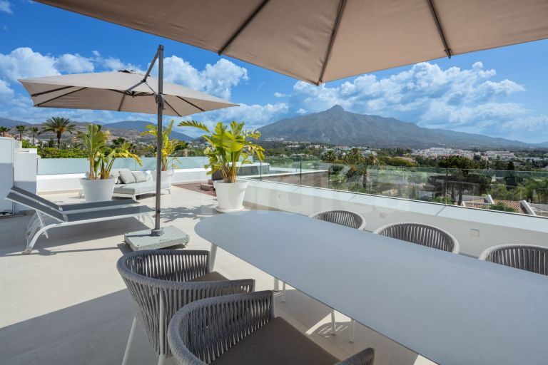 Villa zu verkaufen in Las Brisas