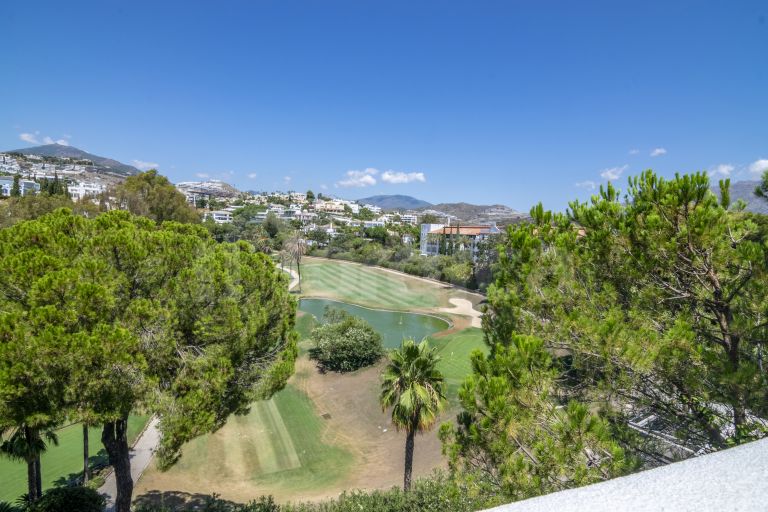 Town House for sale in Las Encinas