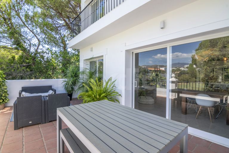 Town House for sale in Las Encinas