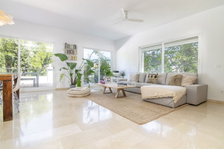 Town House for sale in Las Encinas