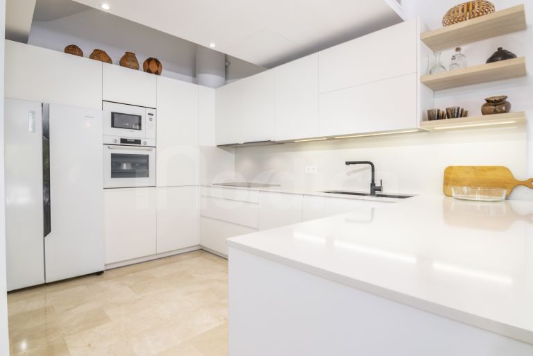 Town House for sale in Las Encinas